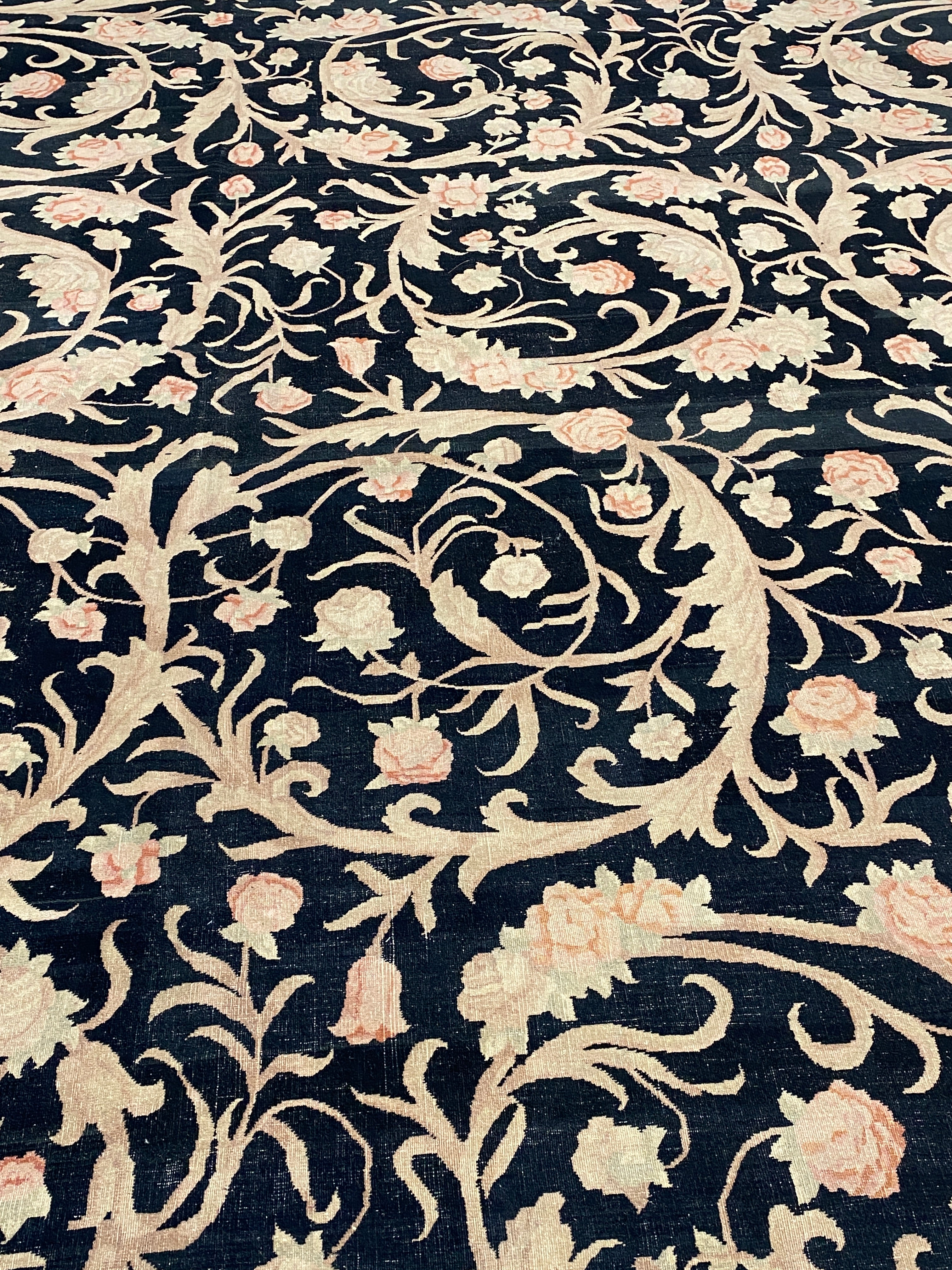 Rugvana HAND KNOTTED  11x17