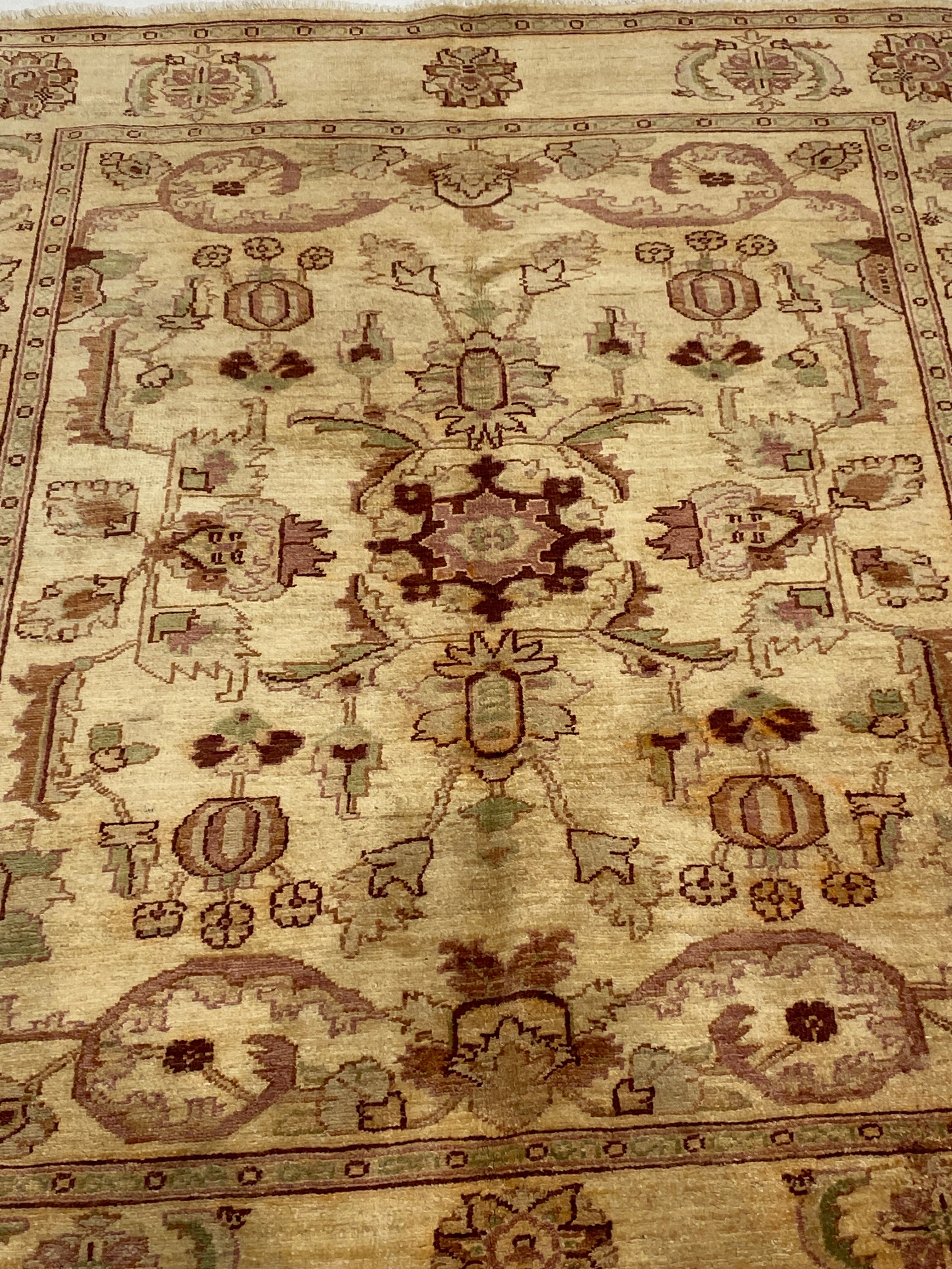 Rugvana HAND KNOTTED  4x5