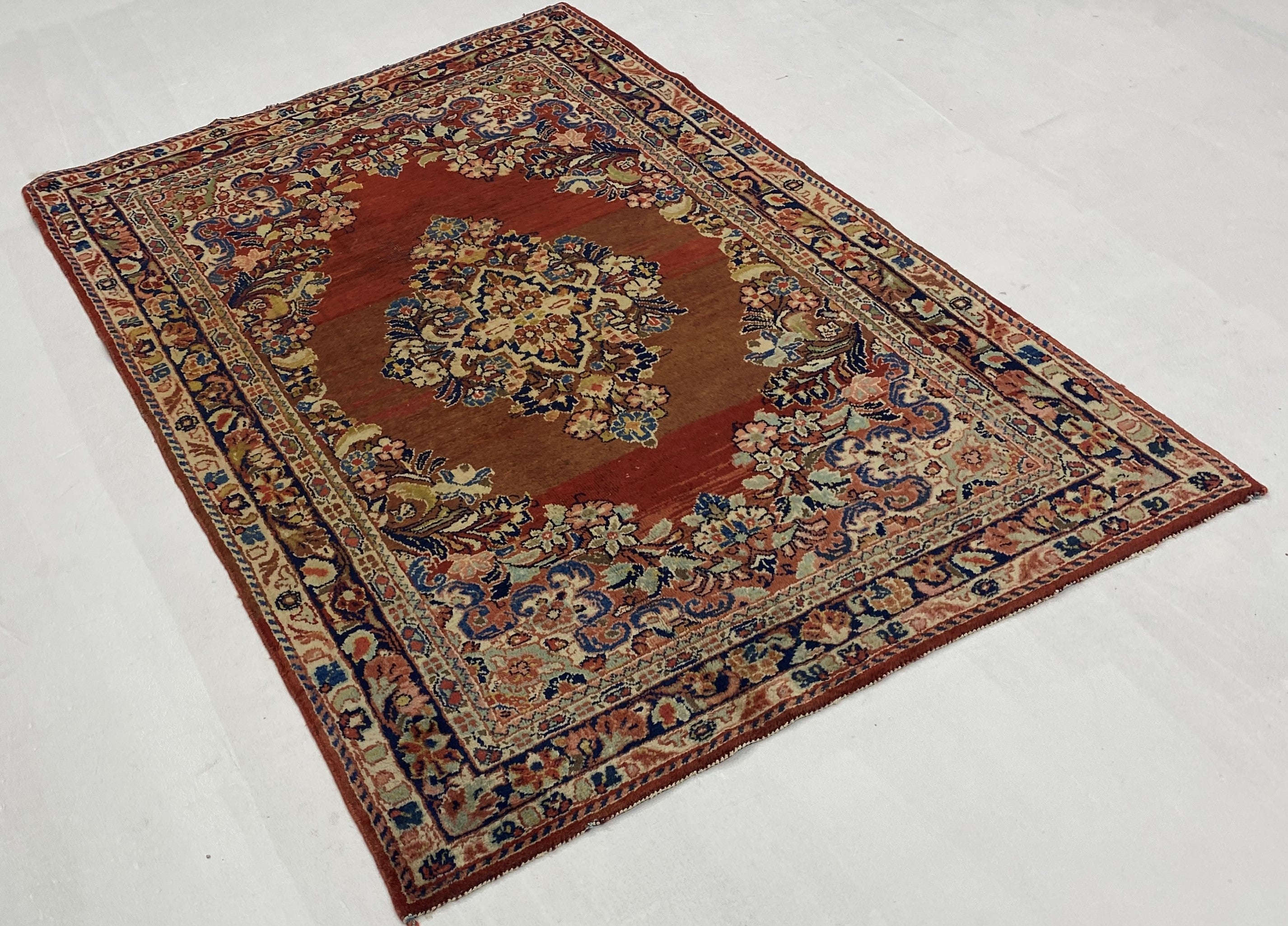 Rugvana HAND KNOTTED  4x5