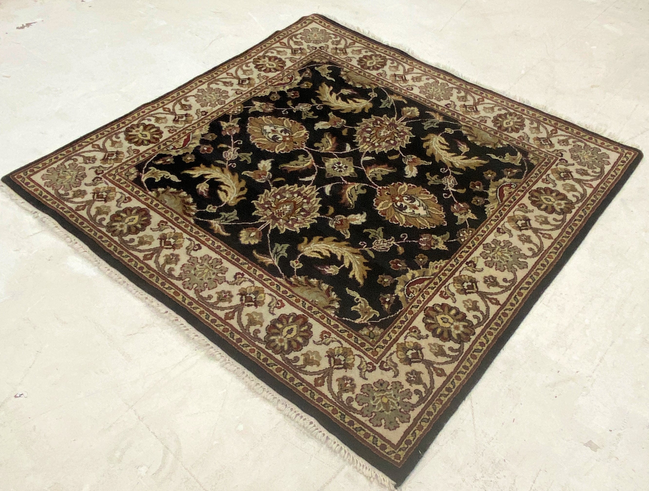 Rugvana HAND KNOTTED  4x5