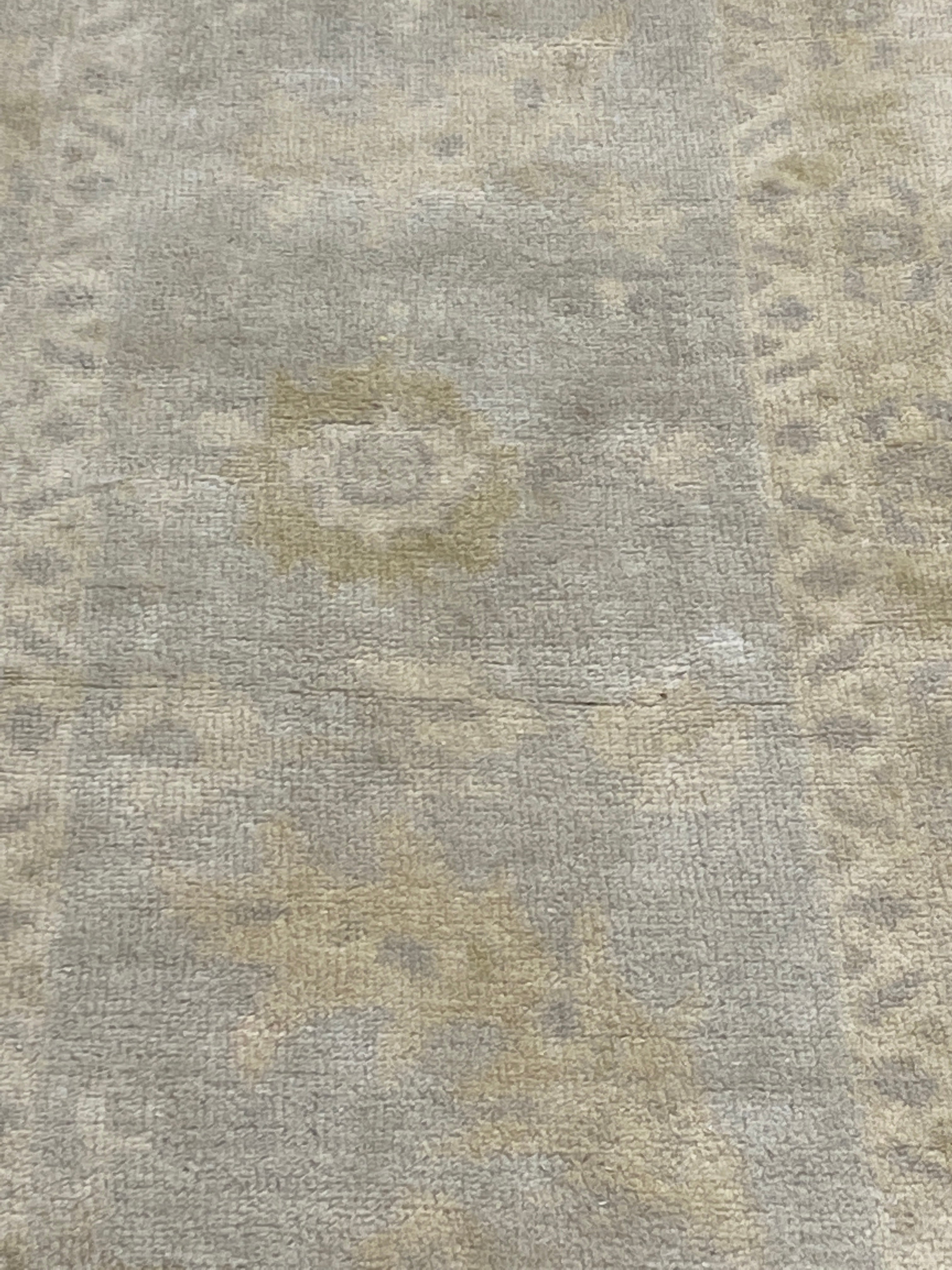 Rugvana OUSHAK  17x11