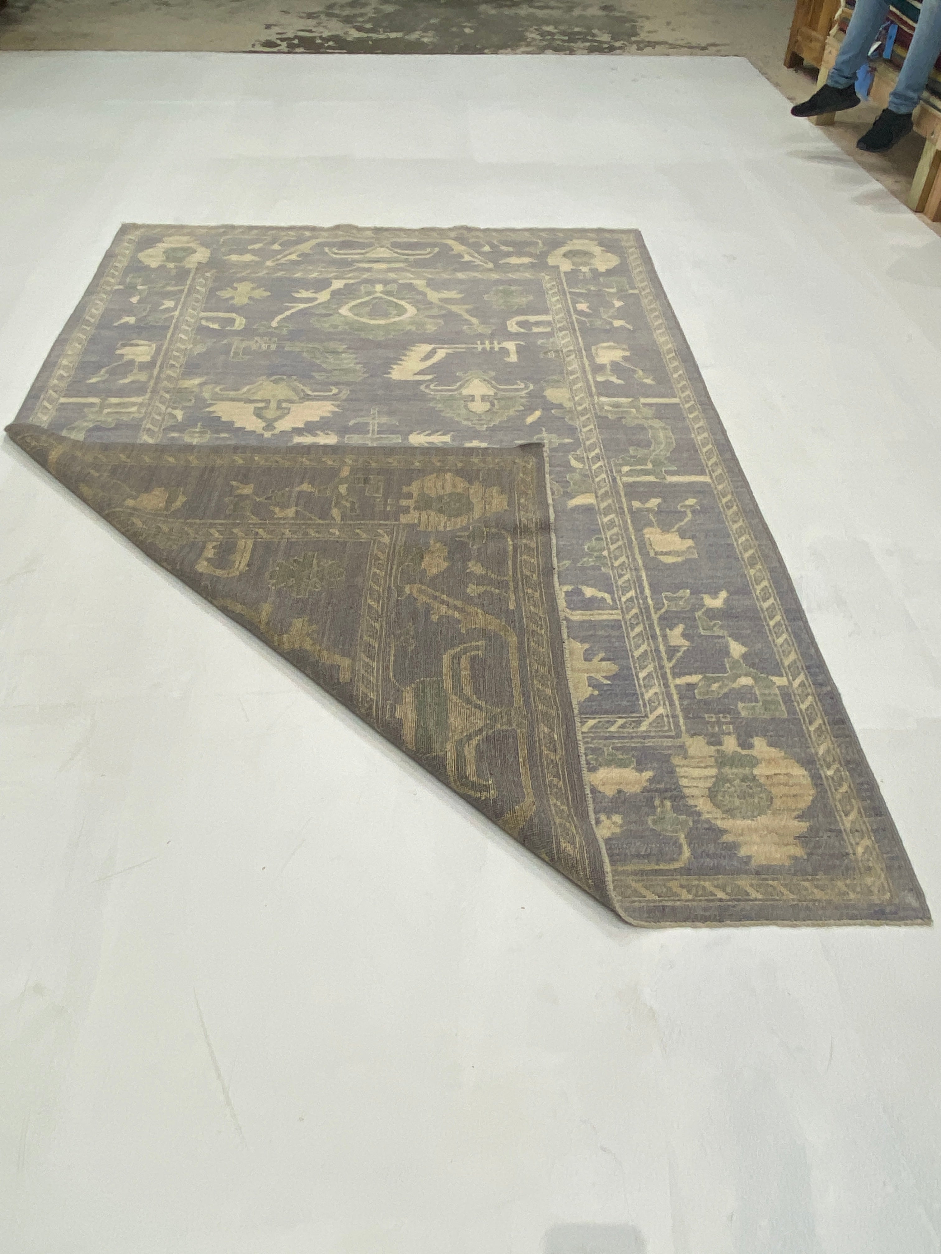 Rugvana KHOTAN  6x9