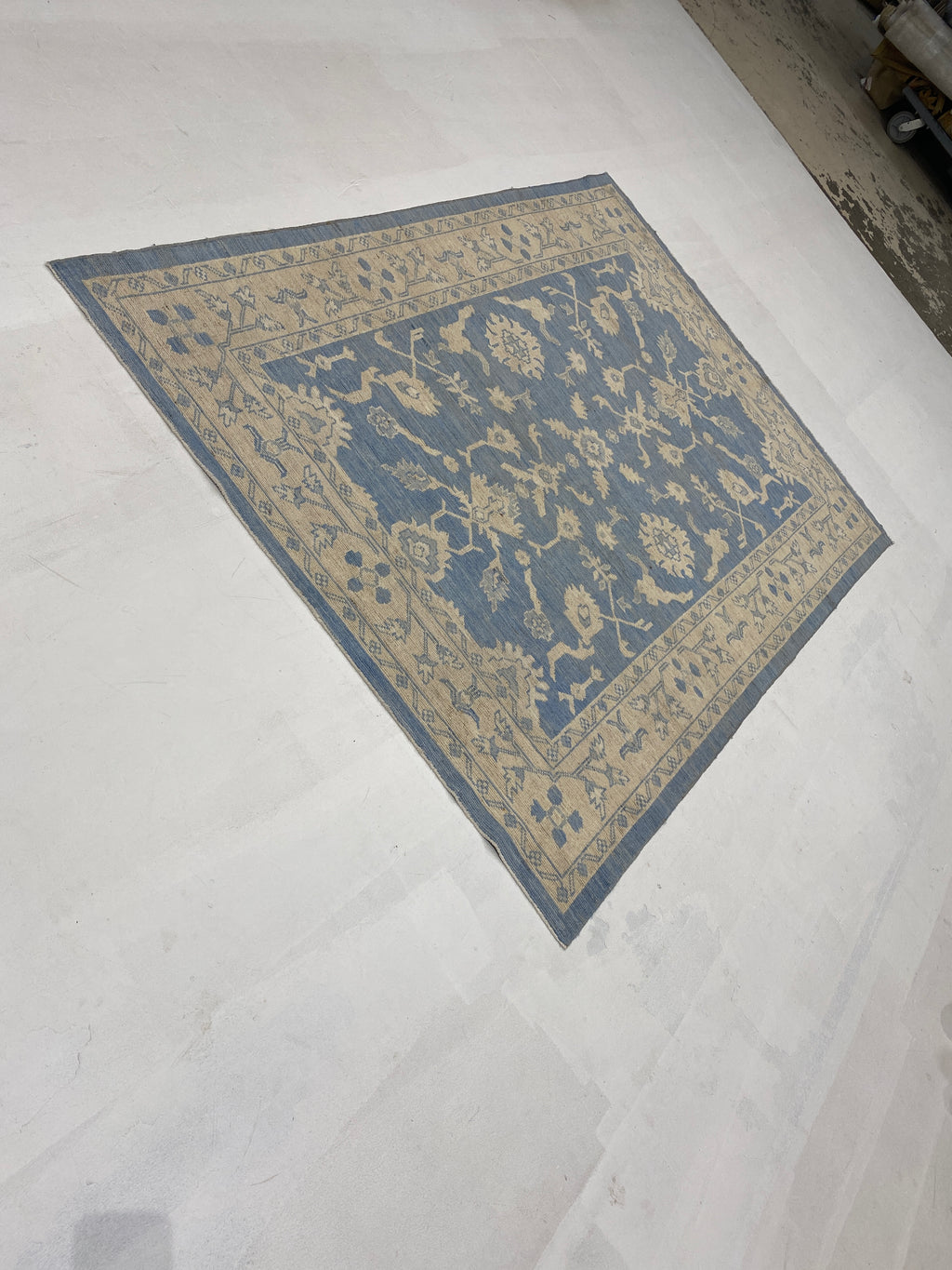 Rugvana KHOTAN  6x8