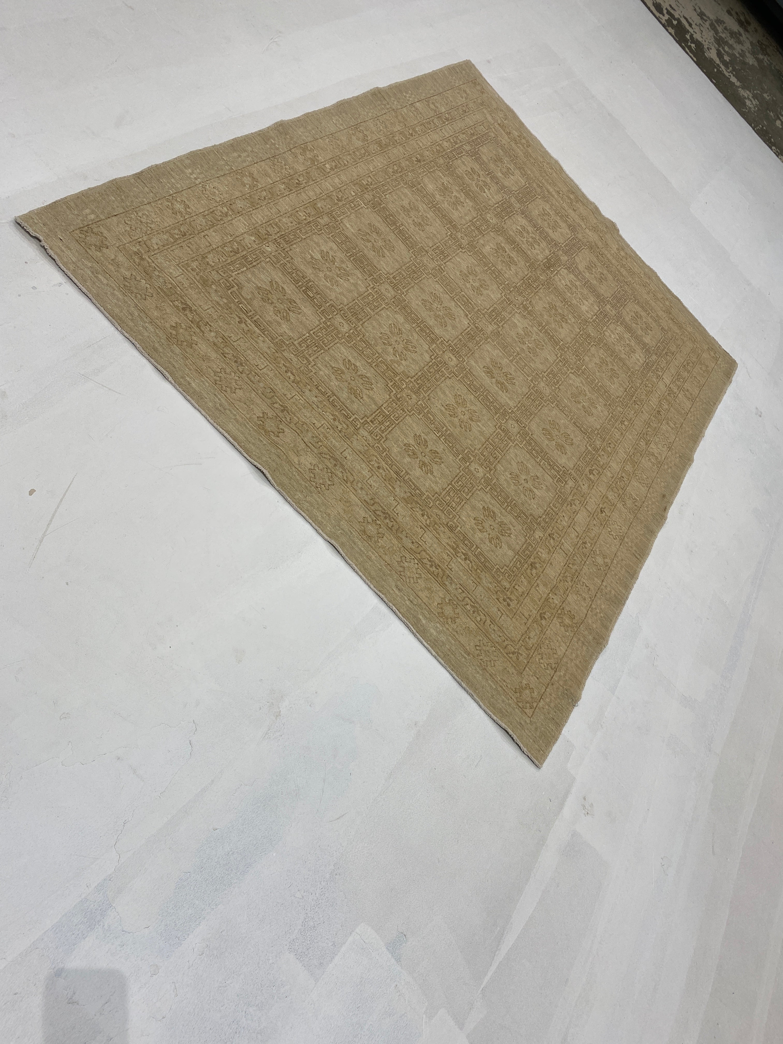 Rugvana KHOTAN  6x8