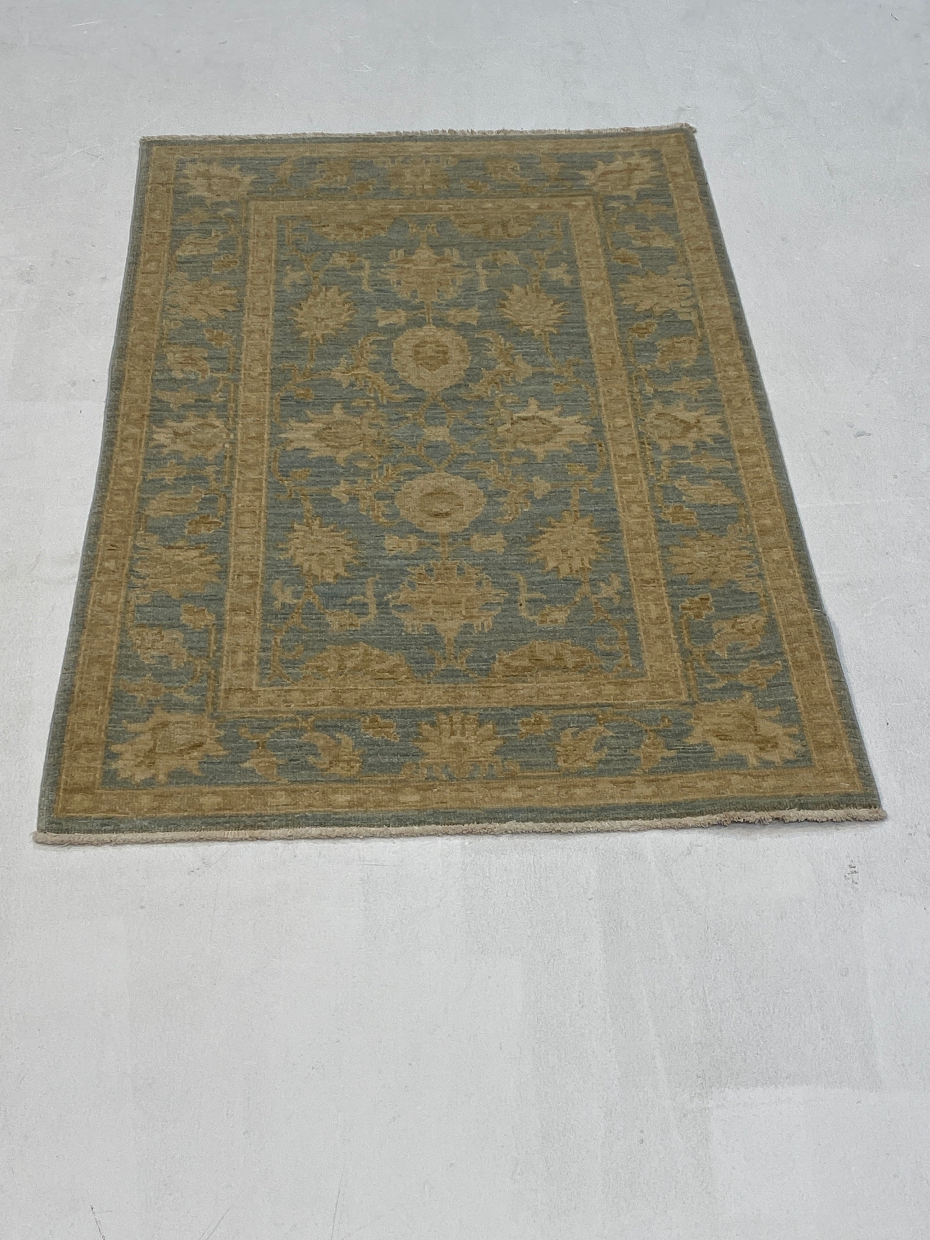 Rugvana Farahan  2x4