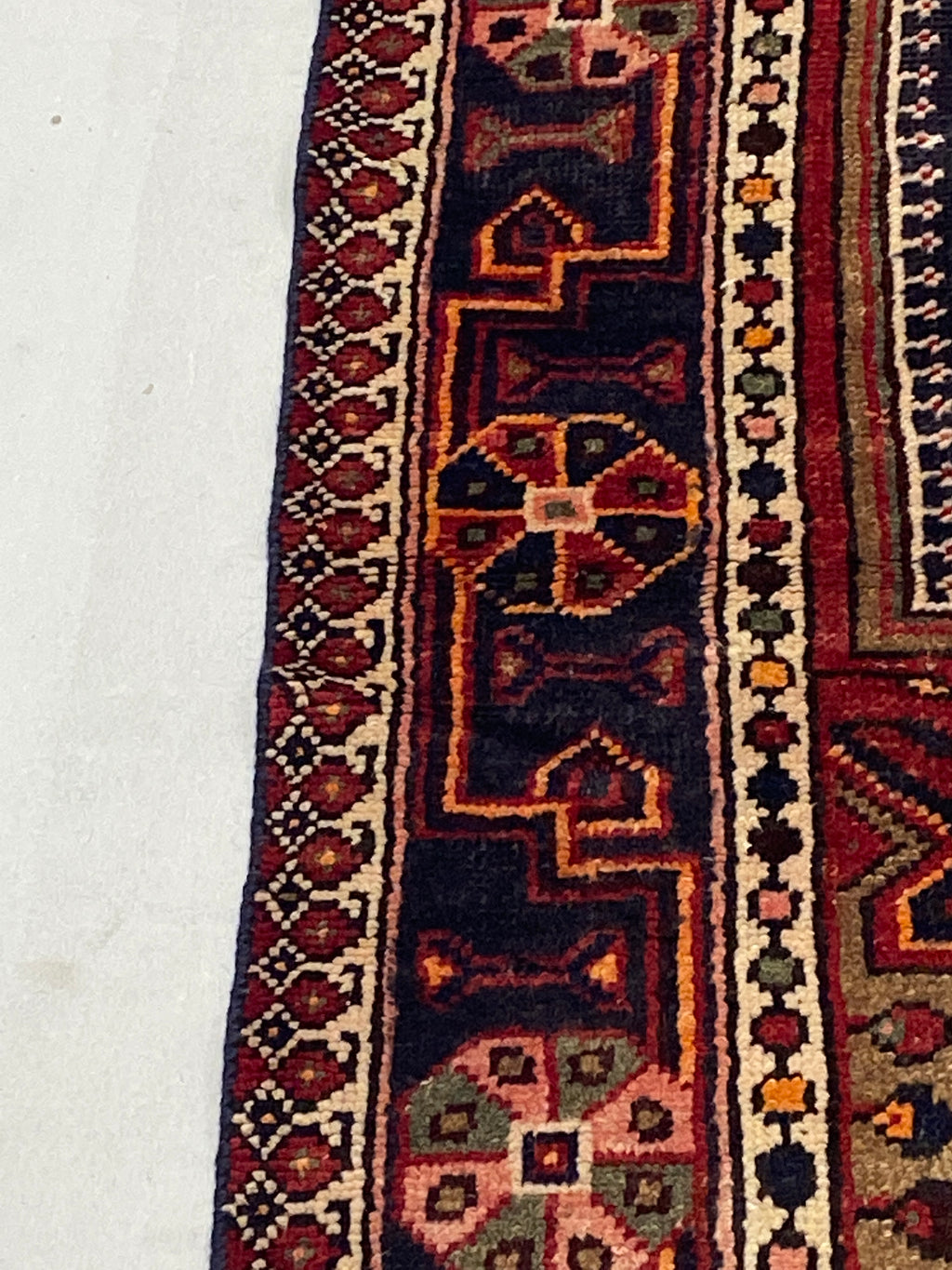 Rugvana NAVAVAND  4x7