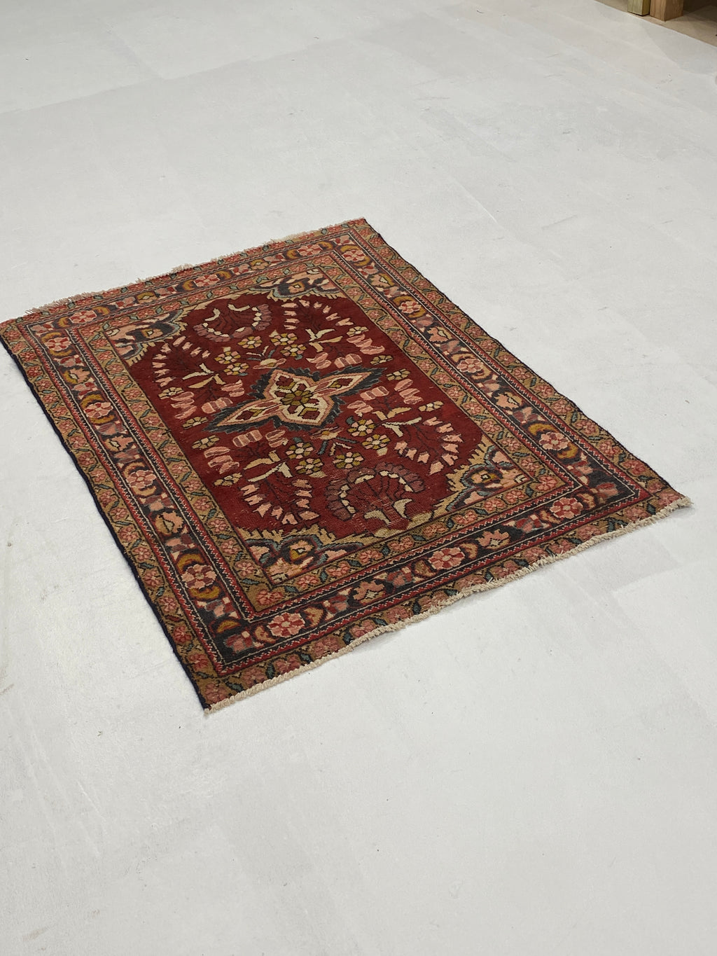 Rugvana LILIHAN  3x4