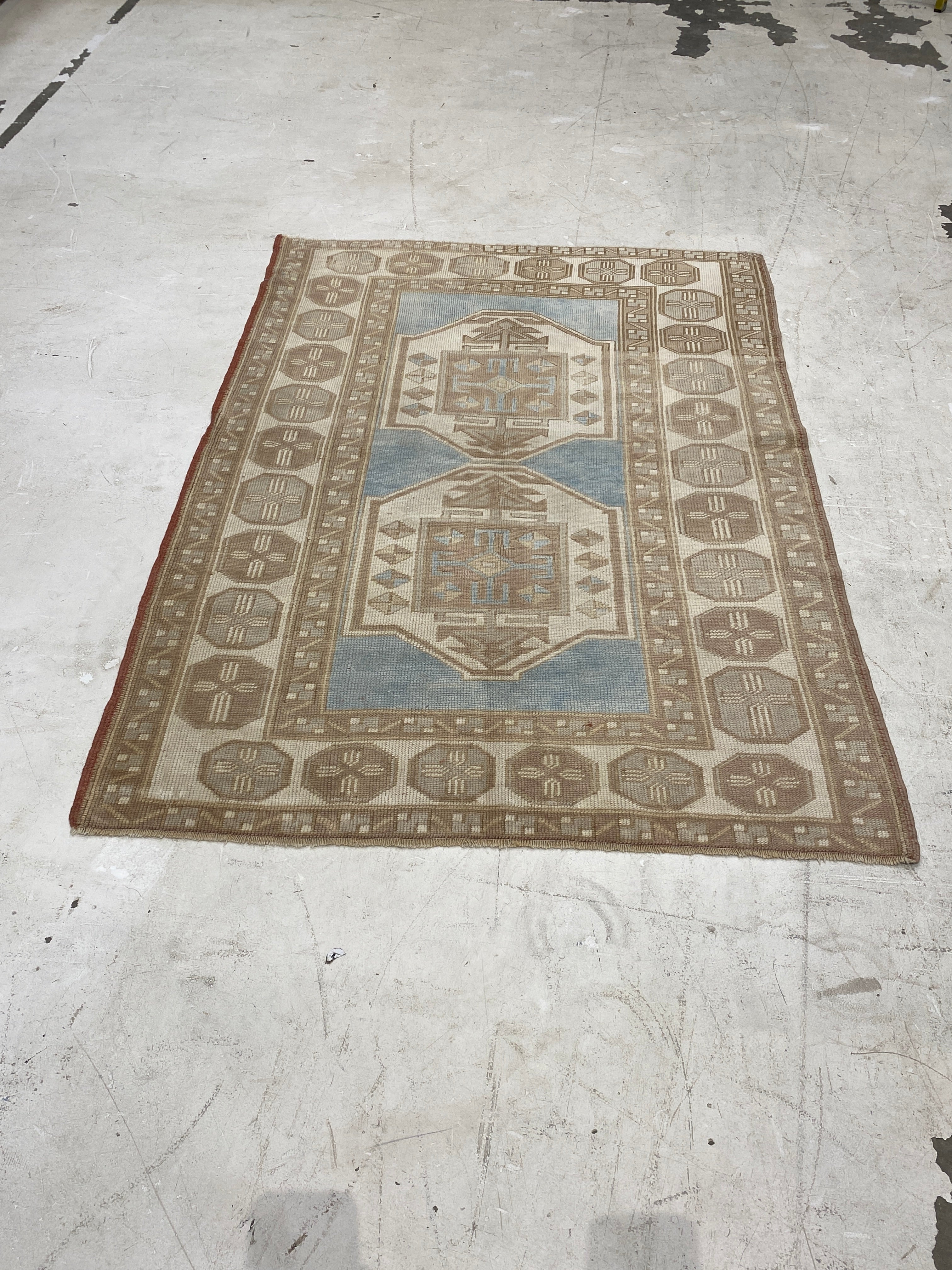Rugvana OUSHAK  4x6