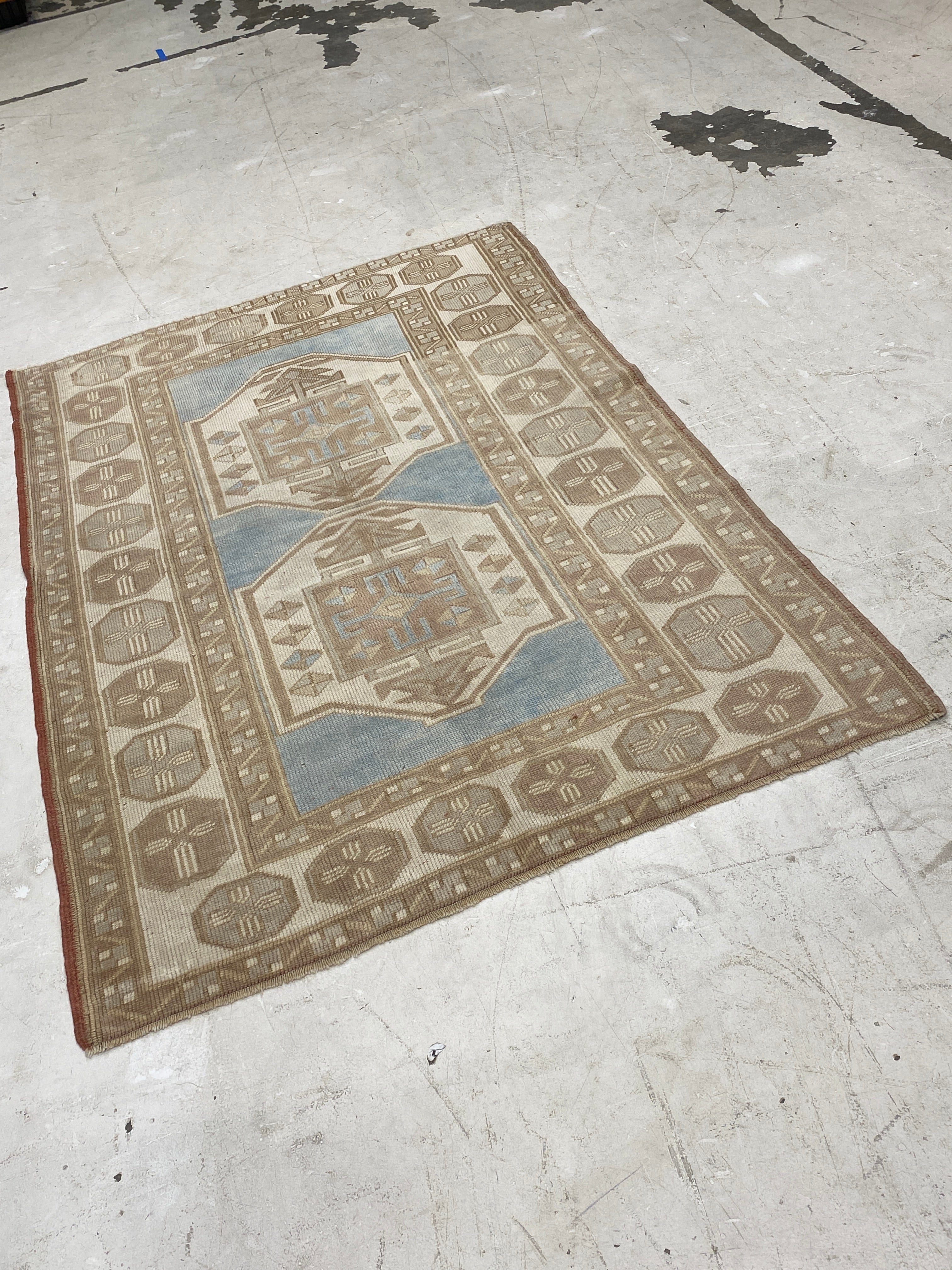 Rugvana OUSHAK  4x6