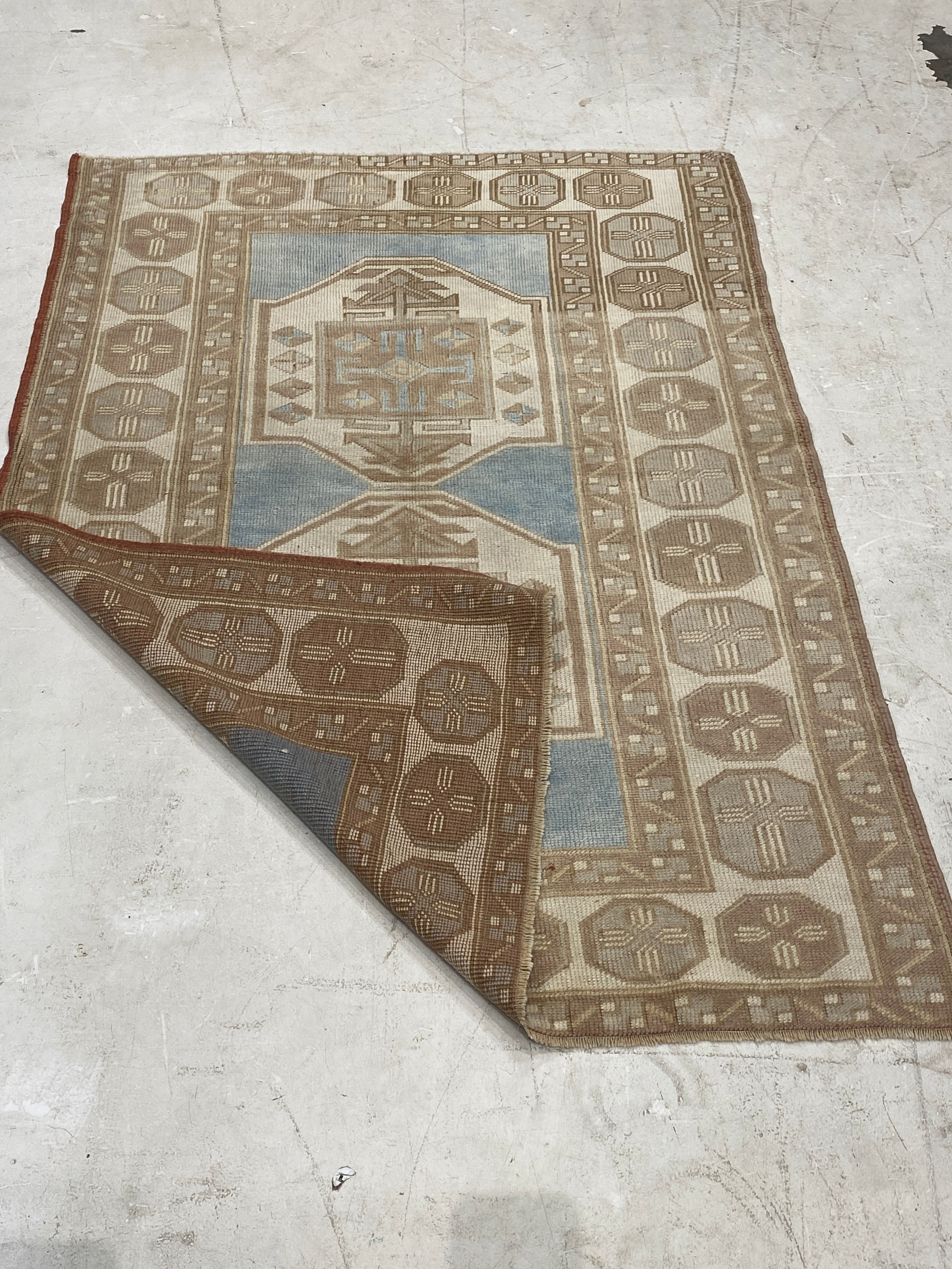 Rugvana OUSHAK  4x6