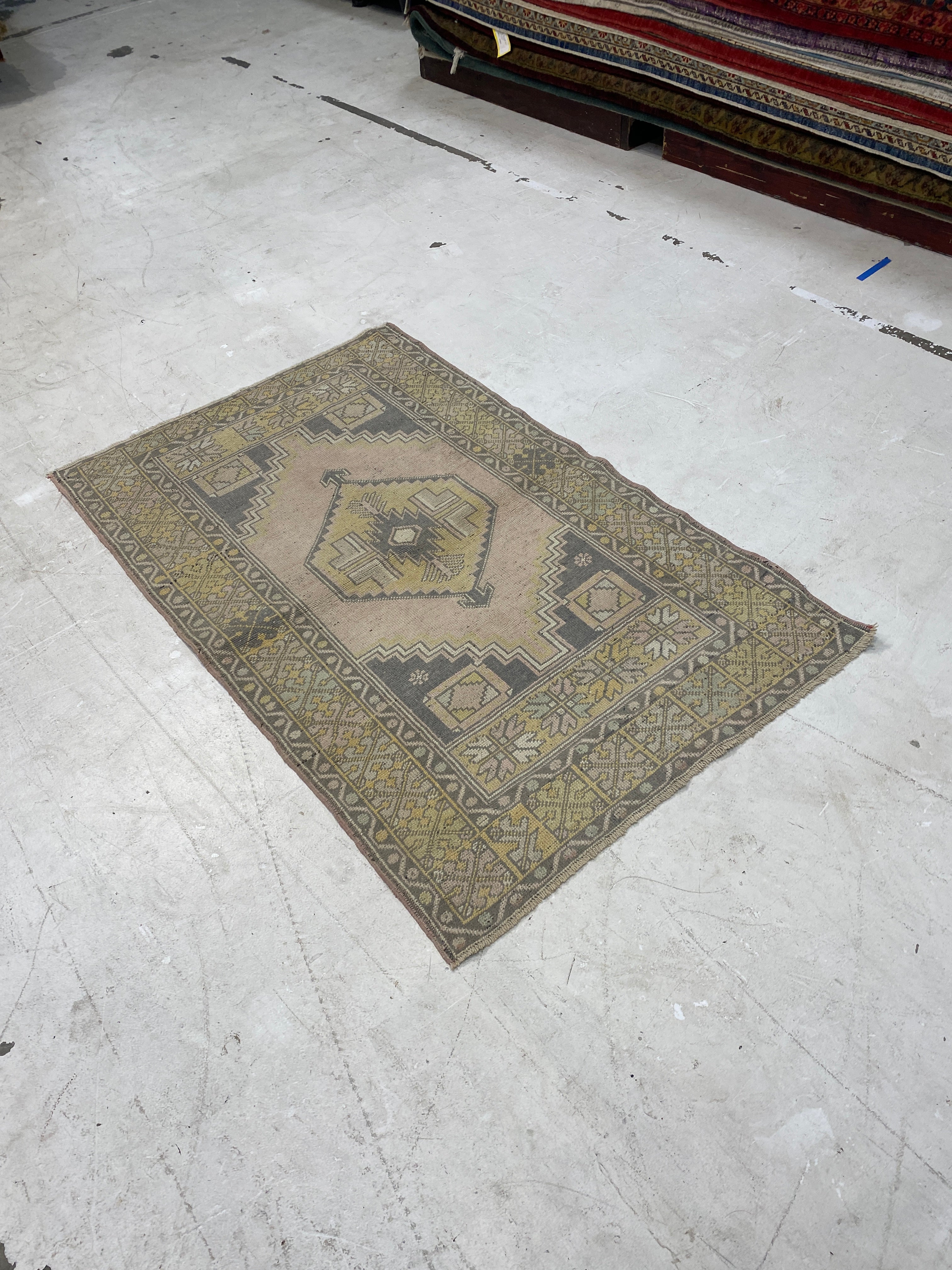 Rugvana OUSHAK  3x5