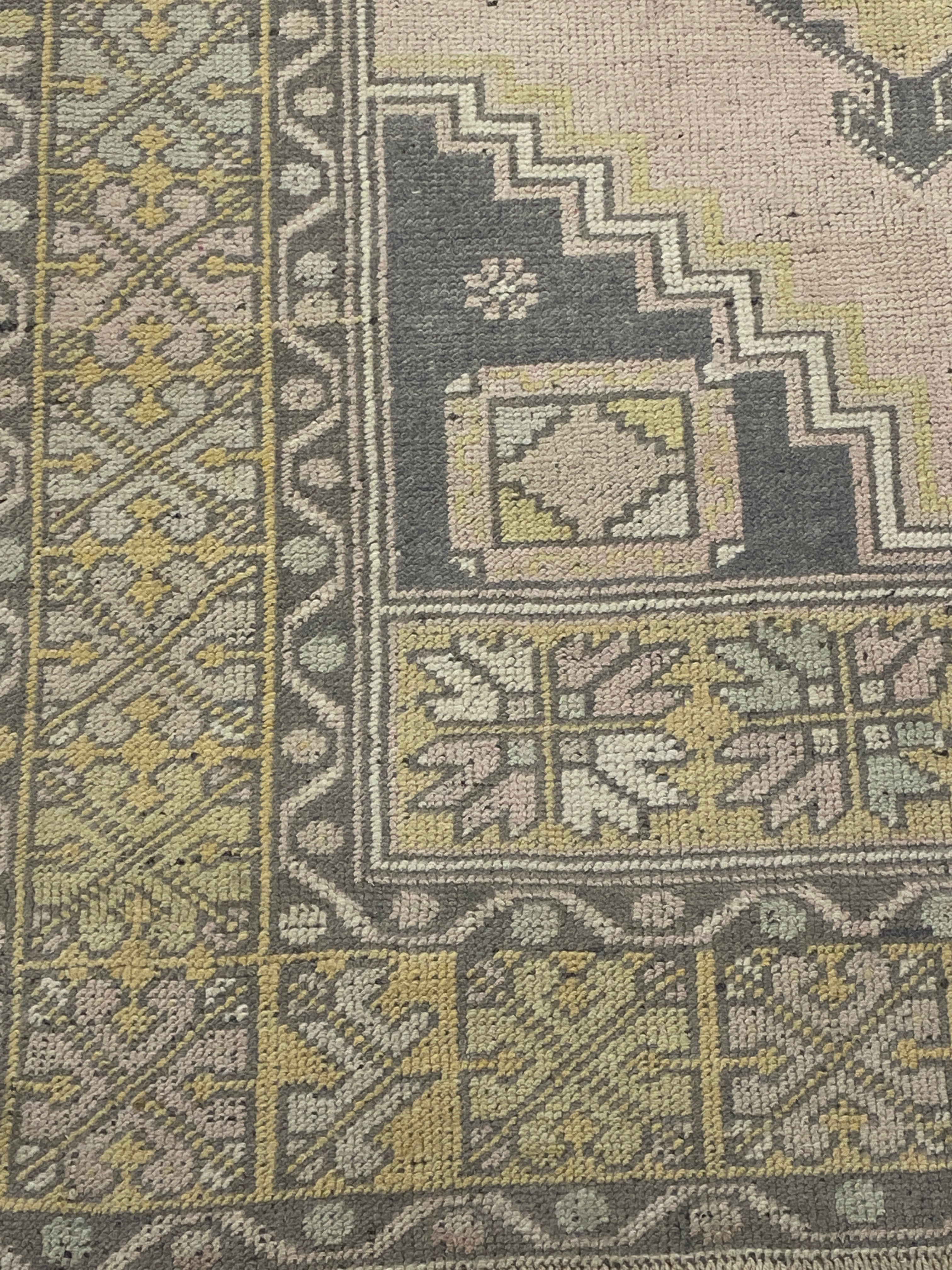 Rugvana OUSHAK  3x5