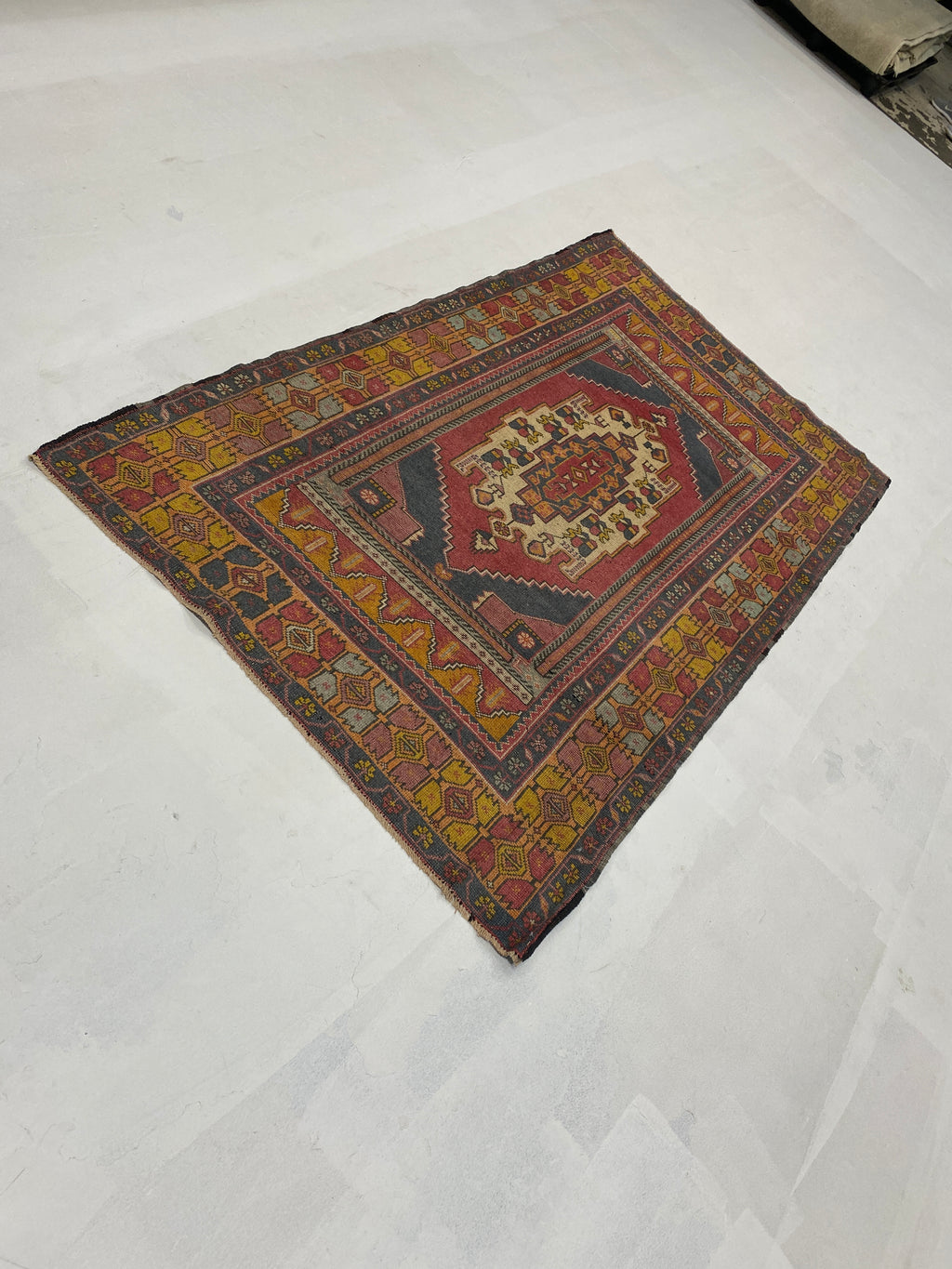 Rugvana OUSHAK  4x7
