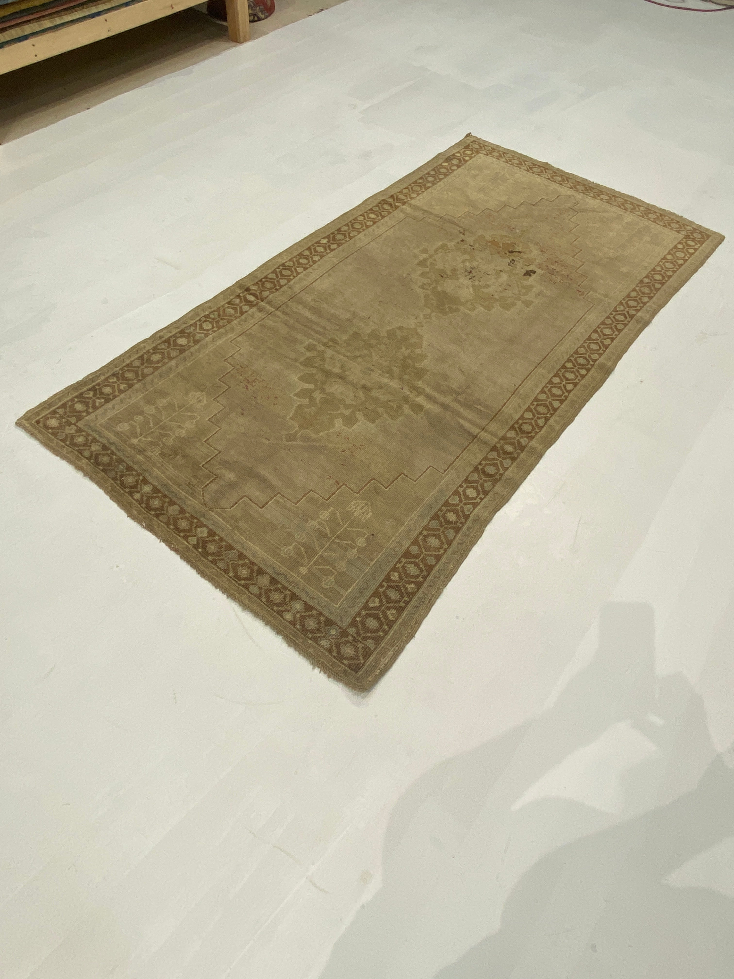 Rugvana OUSHAK  4x8
