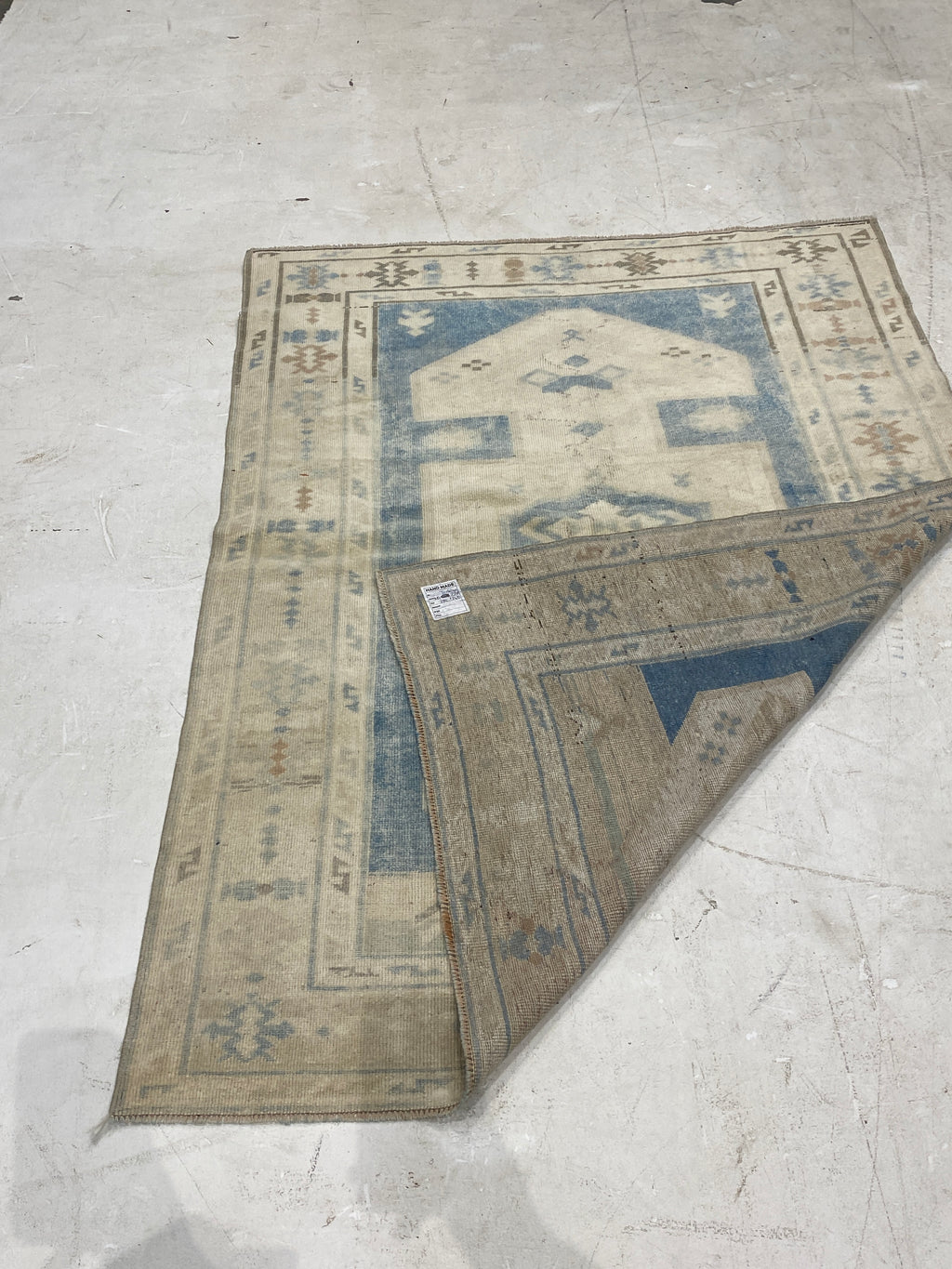 Rugvana OUSHAK  4x6