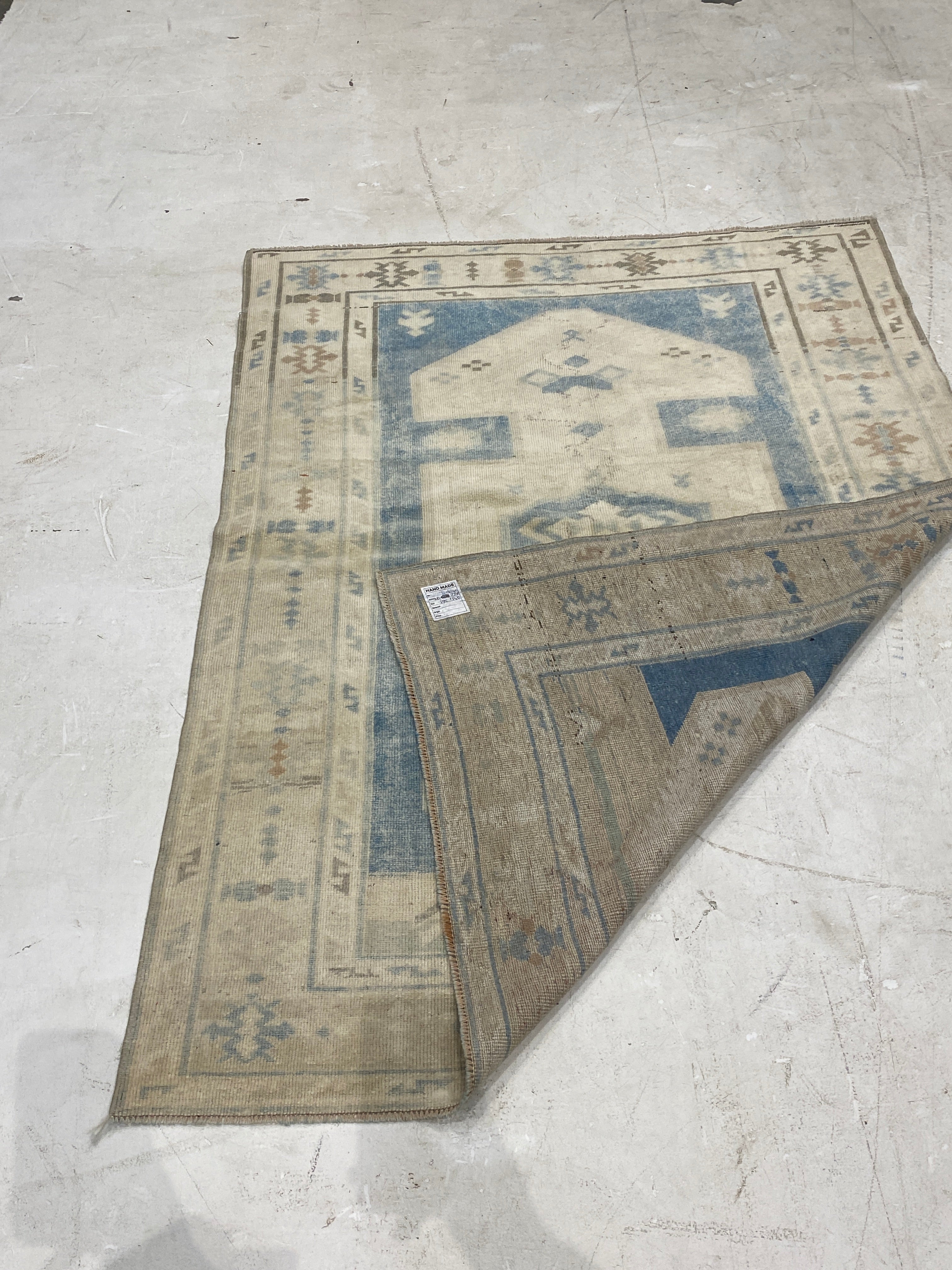Rugvana OUSHAK  4x6