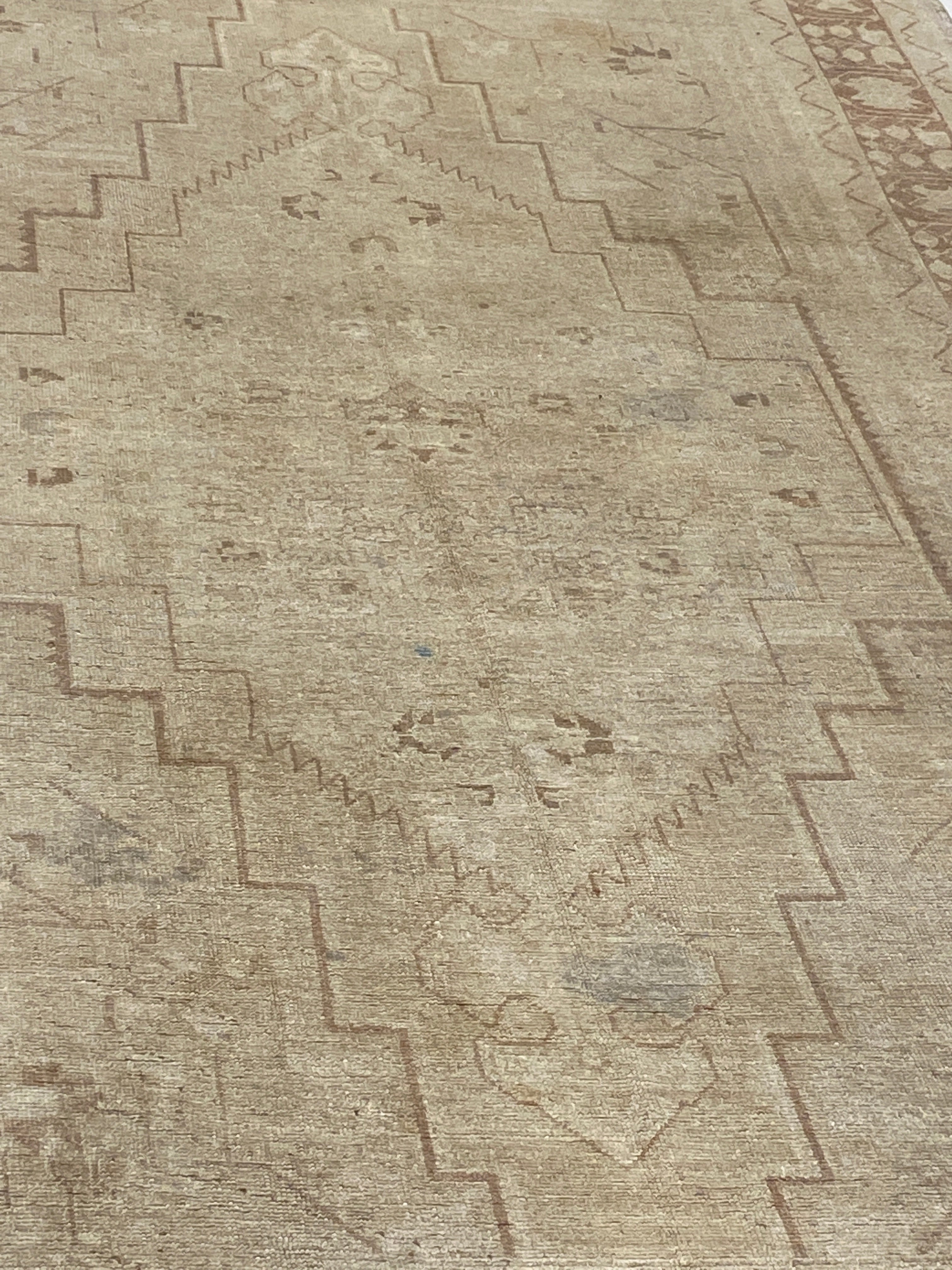 Rugvana Oushak  5x10