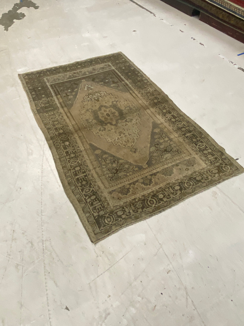 Rugvana Oushak  3x5