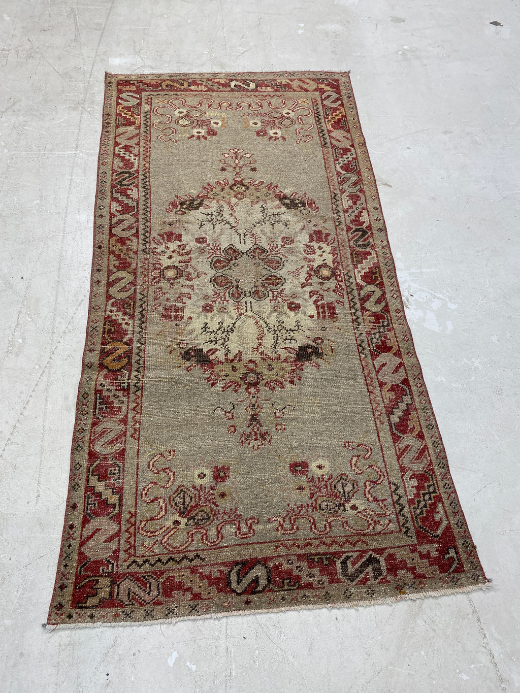 Rugvana ANATOLIAN  3x4