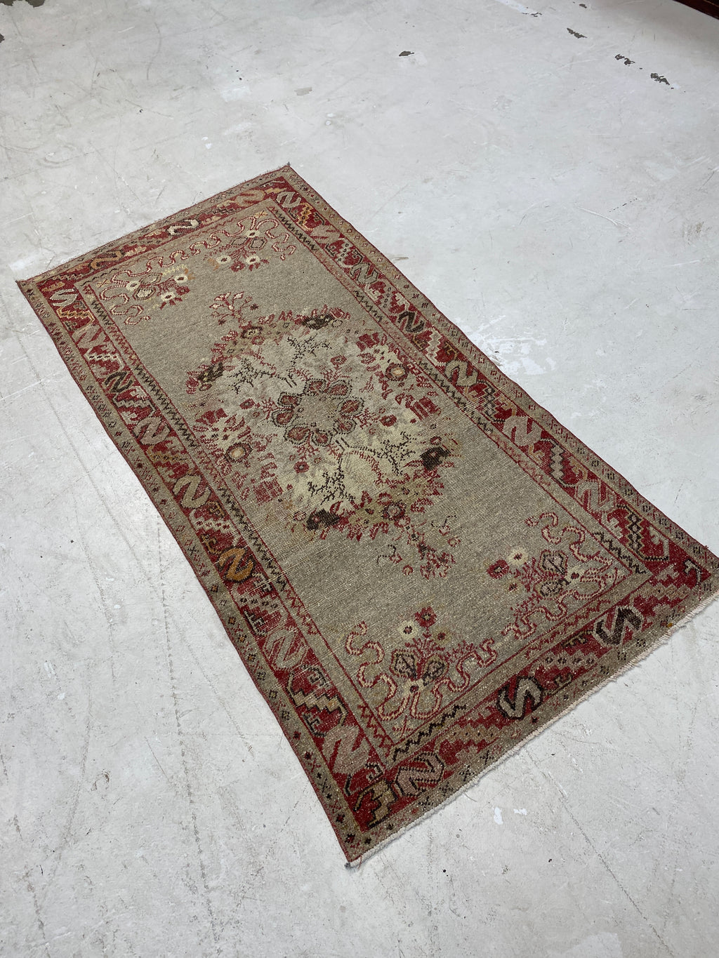 Rugvana ANATOLIAN  3x4