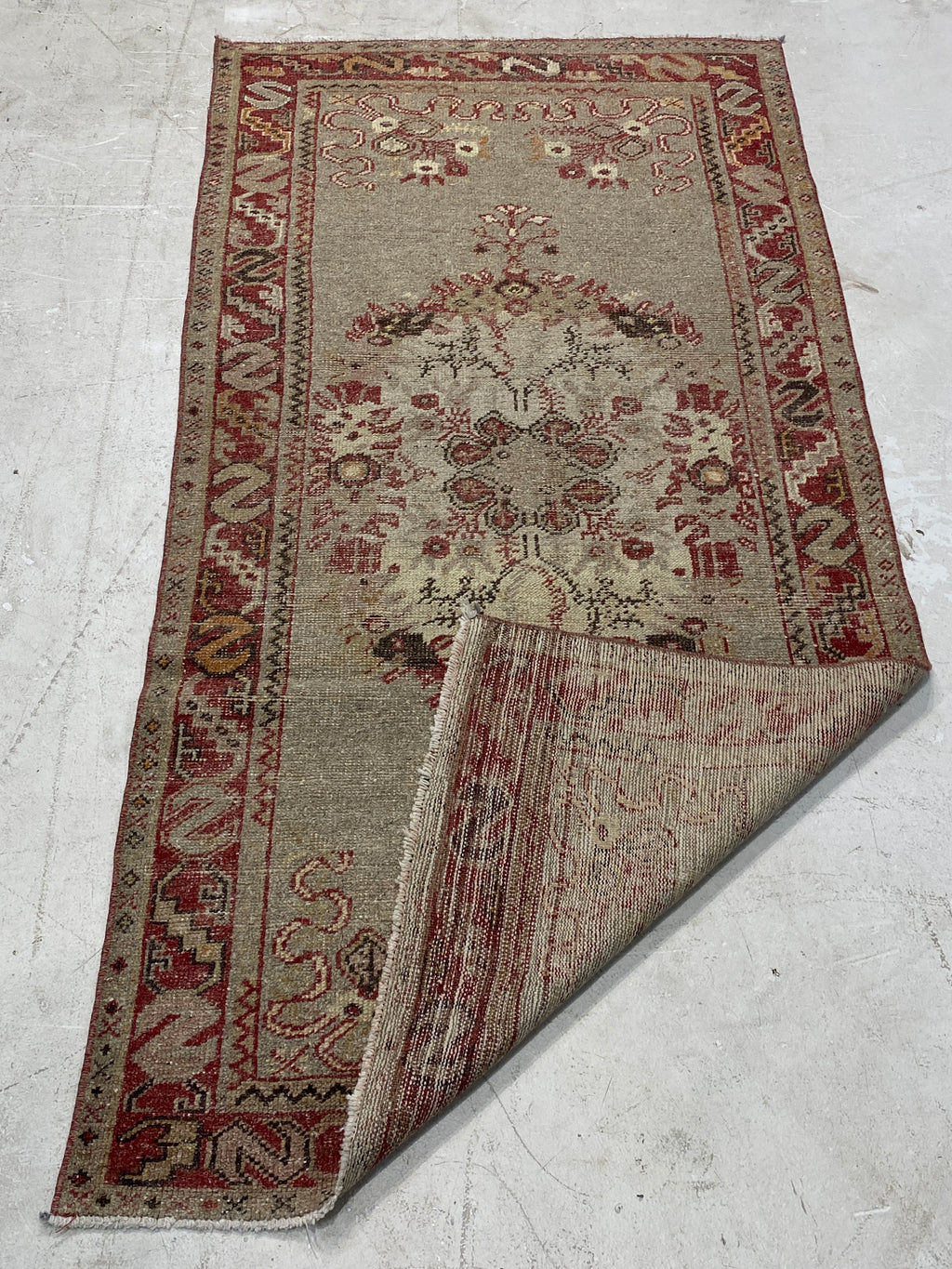 Rugvana ANATOLIAN  3x4